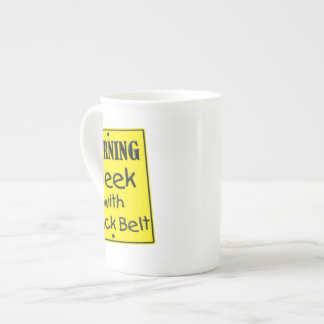 の警告ギークとブラックベルトマグ ボーンチャイナマグカップ