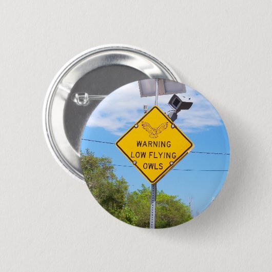 の警告低い飛んでいるフクロウ徴候 缶バッジ (正面&裏面)