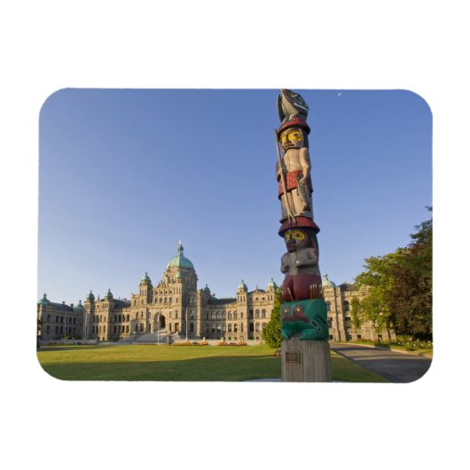 ～の議会建物のトーテムポール マグネット (横)