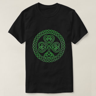 の賛美ケルト結び目模様4リーフクローバーセントパトリック Tシャツ