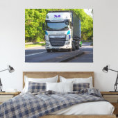 の転がHerefordshireを通る貨物 キャンバスプリント (インサイチュ (寝室))