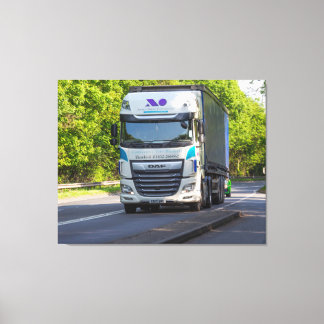 の転がHerefordshireを通る貨物 キャンバスプリント
