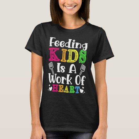 の食べ物を与え子供はハート食堂の学校Lの仕事 Tシャツ (正面)
