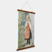 の飾クリスマスツリー – カール・ラーソン 吊り下げ型タペストリー (傾斜あり)