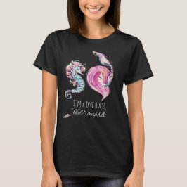 *~*の魔法の人魚の貝のグリッターのタツノオトシゴのティー Tシャツ