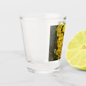 の黄色ぶら下がったい蘭の熱帯花 ショットグラス (左)