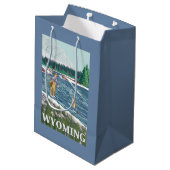 はえのFishermanWyomingVintage旅行ポスター ミディアムペーパーバッグ (裏面アングル)