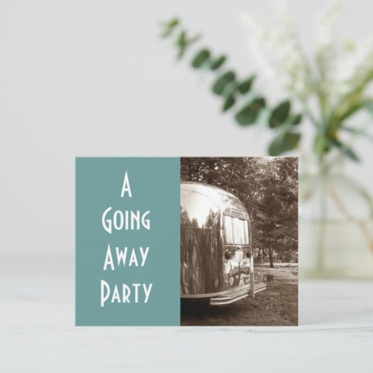 はがきビンテージトレーラーキャンパーが遠くに行く ポストカード (スタンド正面)