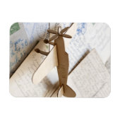 はがき上のカルボード飛行機 マグネット (横)