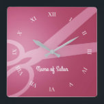 はさみ |深いピンク&ホワイト |ヘアサロン スクエア壁時計<br><div class="desc">深いピンクの壁時計はさみのペア、白いローマ数字、およびあなたの名前またはビジネスの名前を追加するオプションの数字。</div>