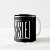 はっきりしたお名前モダンまたは単語 |黒の上に白 ツートーンマグカップ (正面右)