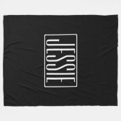 はっきりしたお名前モダンまたは単語 |黒の上に白 フリースブランケット (正面(横))