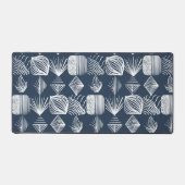 はっきりしたカリブのTribal Mudcloth：ネイビーブルー&ホワイト、 デスクマット (正面)