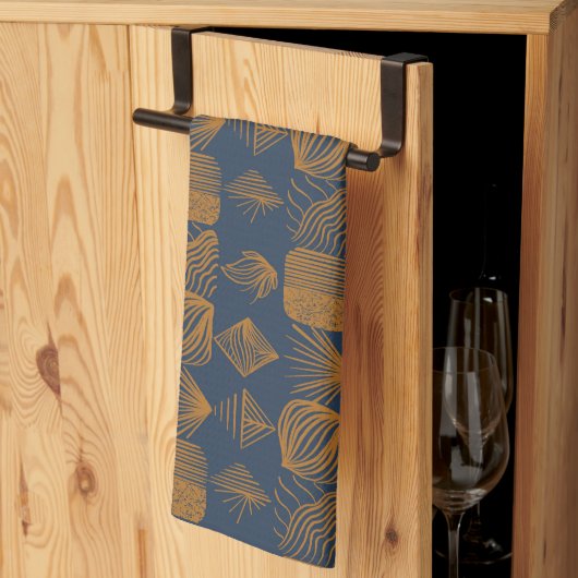 はっきりしたカリブのTribal Mudcloth：ネイビーブルー、金ゴールド キッチンタオル (三つ折り)