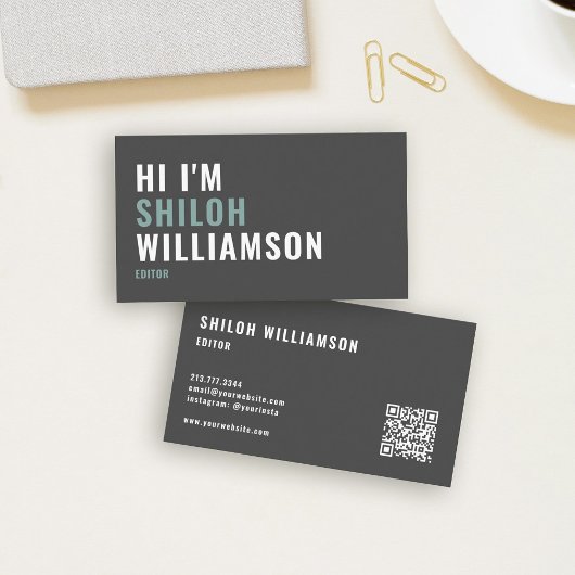 はっきりしたスタイリッシュクール打モダンタイポグラフィQR 名刺