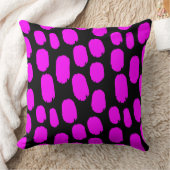 はっきりしたス色彩の鮮やかポット – ブラック上のマゼンタ クッション (ブランケット)