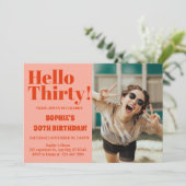 はっきりしたタイポグラフィオレンジピンクモダンク30歳 招待状 (スタンド正面)