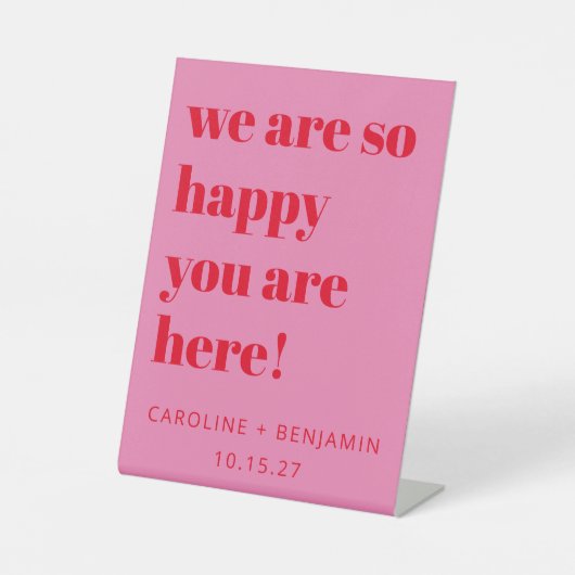 はっきりしたタイポグラフィピンクレッドモダン結婚の歓迎 台座サイン (正面)