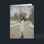 はっきりしたタイポグラフィフォトモダンクリスマス シーズンカード<br><div class="desc">タイポグラフィモダンに「メリークリスマス」を搭載したクリスマスはっきりしたカード。</div>