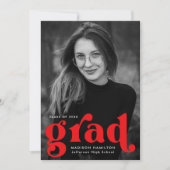 はっきりしたタイポグラフィ赤写真卒業 案内状 (正面)