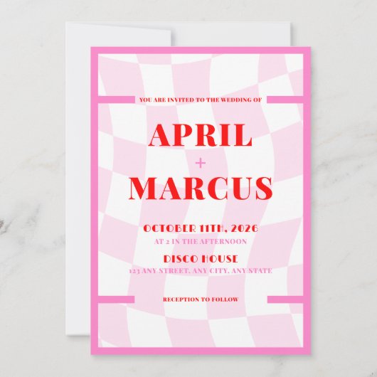 はっきりしたタイポグラフィ鮮やかピンクレッドモノグラム結婚ズ 招待状 (裏面)