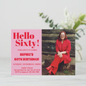 はっきりしたタイポグラフィ60モダン番目の誕生日写真パーティー 招待状 (スタンド正面)
