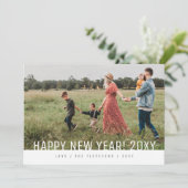 はっきりしたモダンシンプルハッピーニューイヤーホリデーカード シーズンカード (スタンド正面)