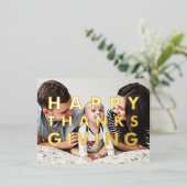 はっきりしたモダンタイポグラフィ写真ハッピーサンクスギビング 箔シーズンポストカード (立ち正面)