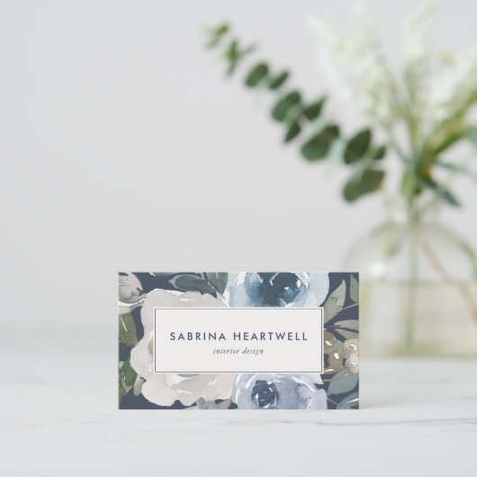 はっきりしたモダンフローラ水色 名刺 (スタンド正面)