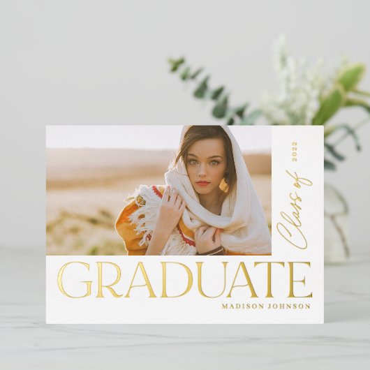 はっきりしたモダン卒業写真パーティー 箔招待状 (立ち正面)