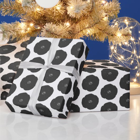 はっきりしたレトロの花模様（白黒） ラッピングペーパー (クリスマス)