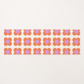 はっきりしたレトロポップ・アートの花柄ピンクとオレンジ ヨガマット (正面(横))