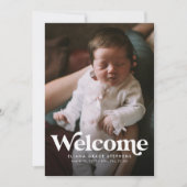 はっきりした歓迎のピンクの写真の誕生 案内状 (正面)