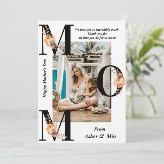はっきりした母フローラタイポグラフィハッピーマザーズデイカード (スタンド正面)