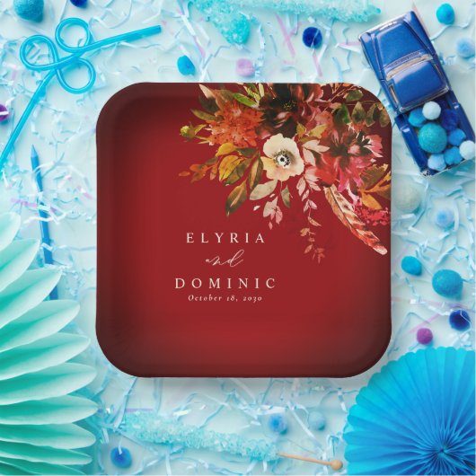 はっきりした秋フローラの燃えた赤結婚の ペーパープレート (パーティー)