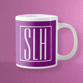 はっきりした3モダンイニシャルモノグラム |白と紫 ジャンボコーヒーマグカップ