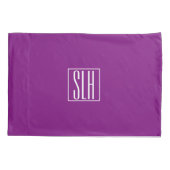 はっきりした3モダンイニシャルモノグラム |白と紫 枕カバー (裏面)