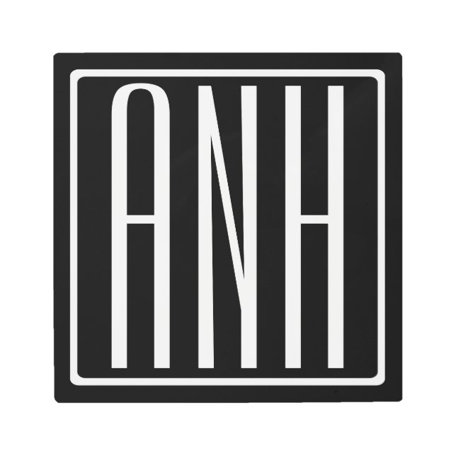 はっきりした3モダンイニシャルモノグラム |黒の上に白 メタルプリント (正面)