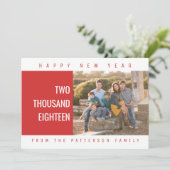 はっきりしたGeometric New Yearのフォトカード |赤 シーズンカード (スタンド正面)