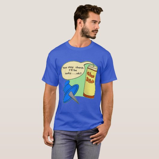 ばかばかしいオフィスジョークを巧みにユーモアで表現する Tシャツ (正面フル)