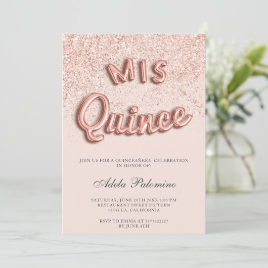 ばら色の金ゴールドのグリッターはシックな赤面Quinceañeraを風船のようにふくらませます 招待状 (スタンド正面)