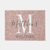 ばら色の金ゴールドのピンクのグリッターのモノグラムの名前の新婚者 ドアマット (正面)