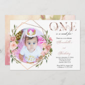 ばら色の金ゴールドの花の女の赤ちゃんの第1誕生日の招待状 案内状 (正面/裏面)