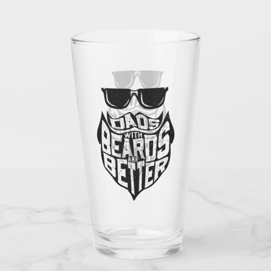 ひげのあるパパおもしろいは、より良い父親の日のフロスである タンブラーグラス (正面)