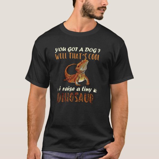 ひげ竜の衣装ひげ竜のペットの所有者 Tシャツ (正面)