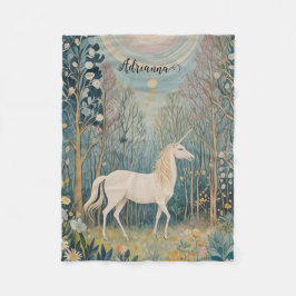 ひそひそ話の森の秘密の一角獣 フリースブランケット