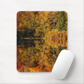 ひつぎ池への秋の反射 マウスパッド (マウス)