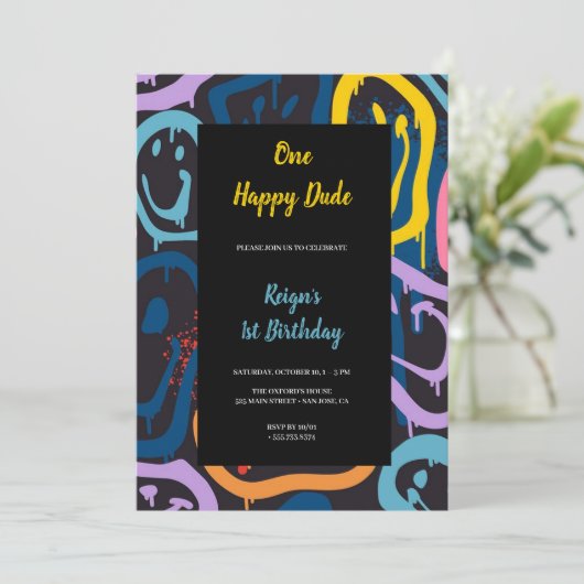 ひとりの幸せな男の子の誕生日パーティー招待状 招待状 (スタンド正面)