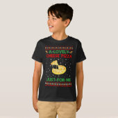 ひとりチーズピザで楽しいケビン クリスマスのおうち Tシャツ (正面フル)