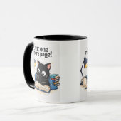 ひとページだけ – 本を読む猫のマグカップ マグカップ (正面左)